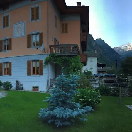 Tre Alberi Liberi فندق مبيت وإفطار 4*